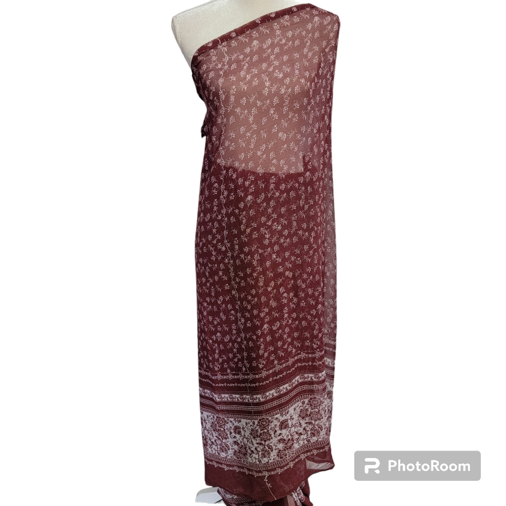 Maroon/brown, red, white saree/sari with white flower print